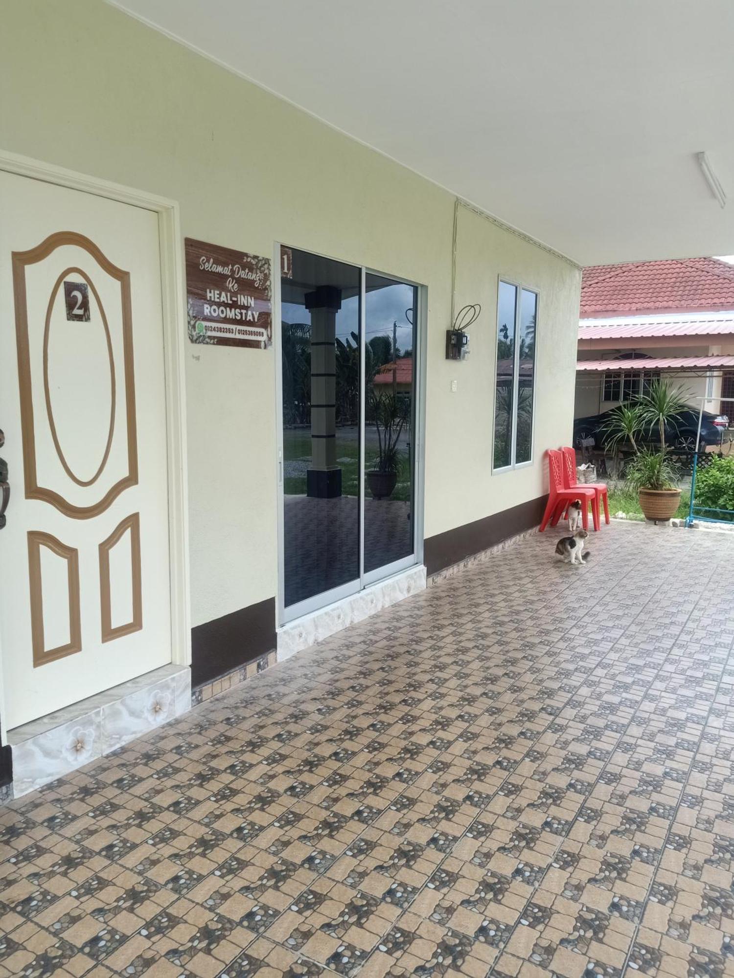 Heal Inn Roomstay- Islamic Guest Kangar Exteriör bild